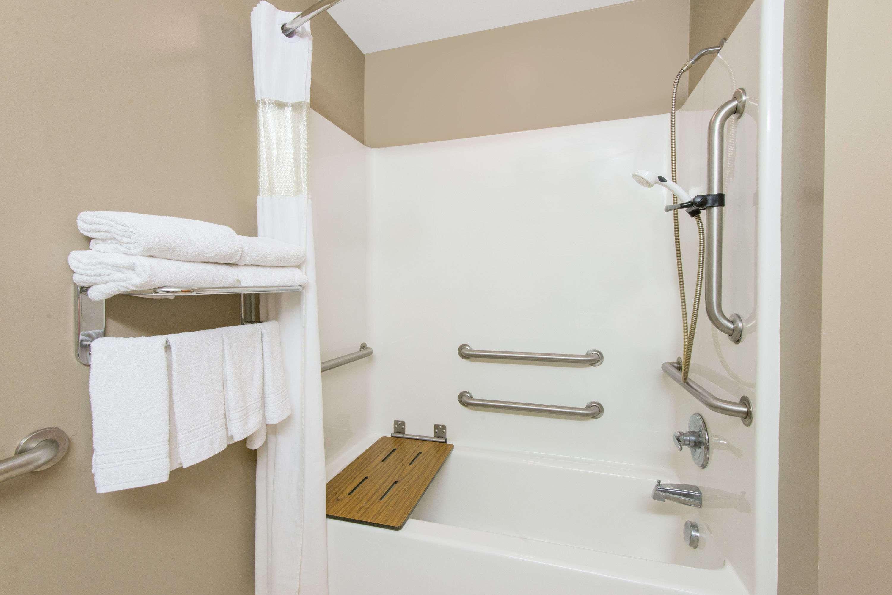 Microtel Inn & Suites By Wyndham Hazelton/Bruceton Mills Zewnętrze zdjęcie