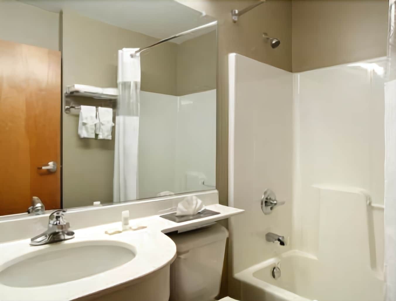 Microtel Inn & Suites By Wyndham Hazelton/Bruceton Mills Pokój zdjęcie